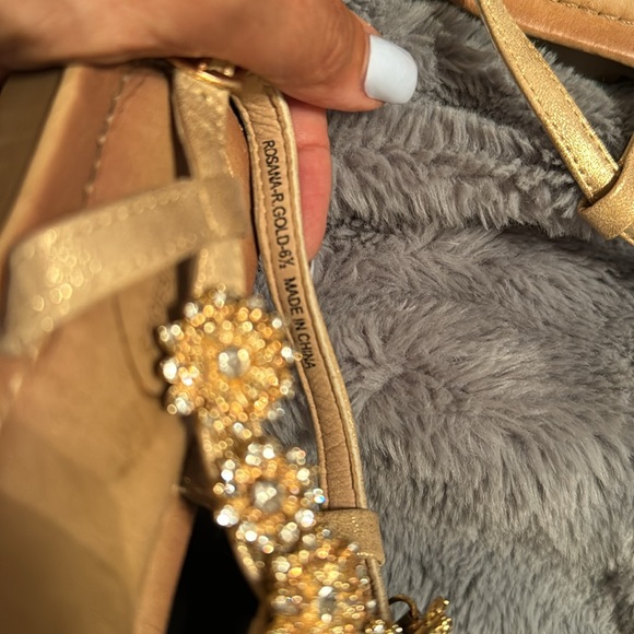 Gold Jeweled Sandals Sz 6.5 - Picture 6 of 6